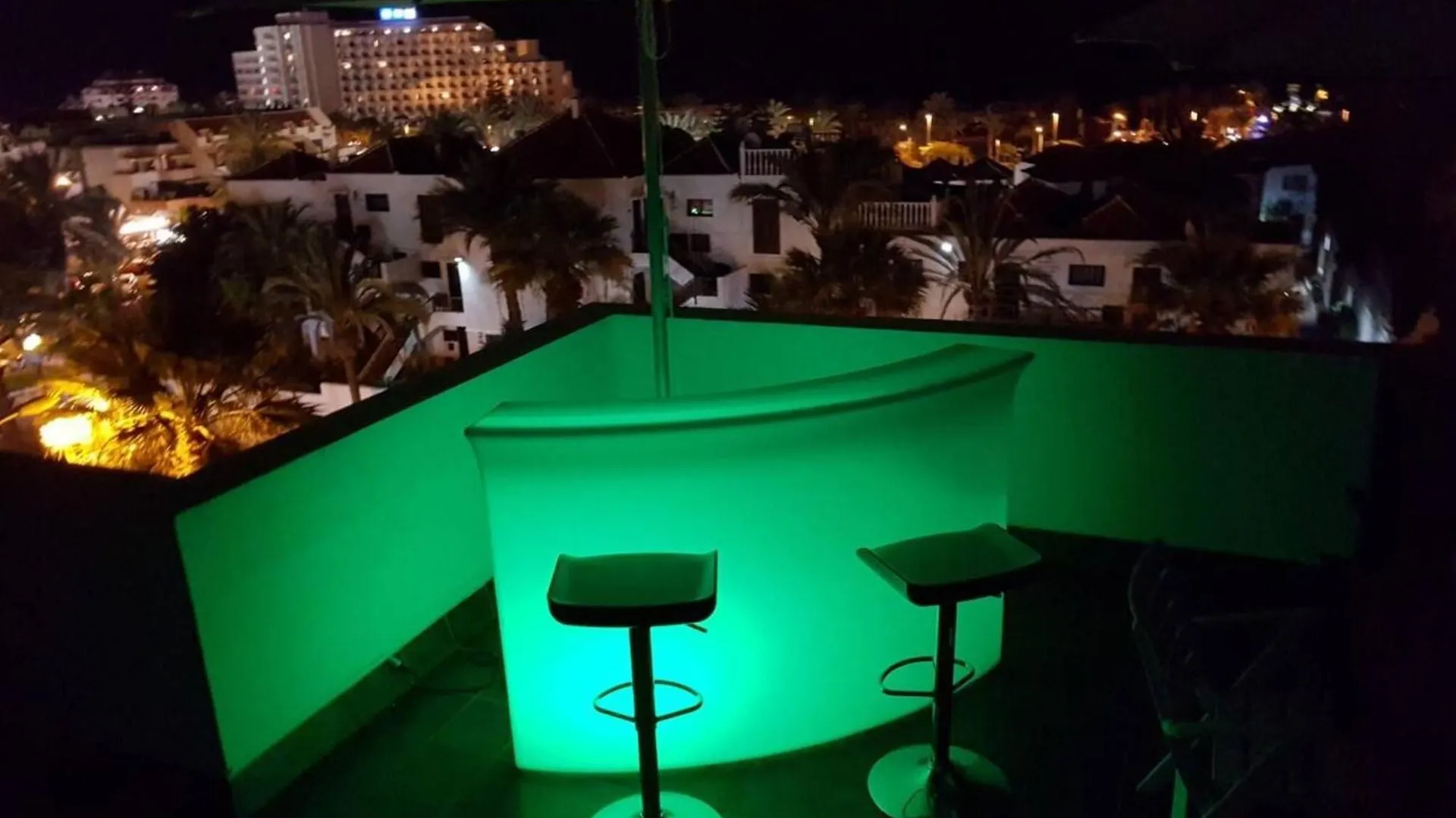 Spacious Apartment With Pool In Arona 190M² Air Conditioning 0*, Arona (Tenerife) Spain