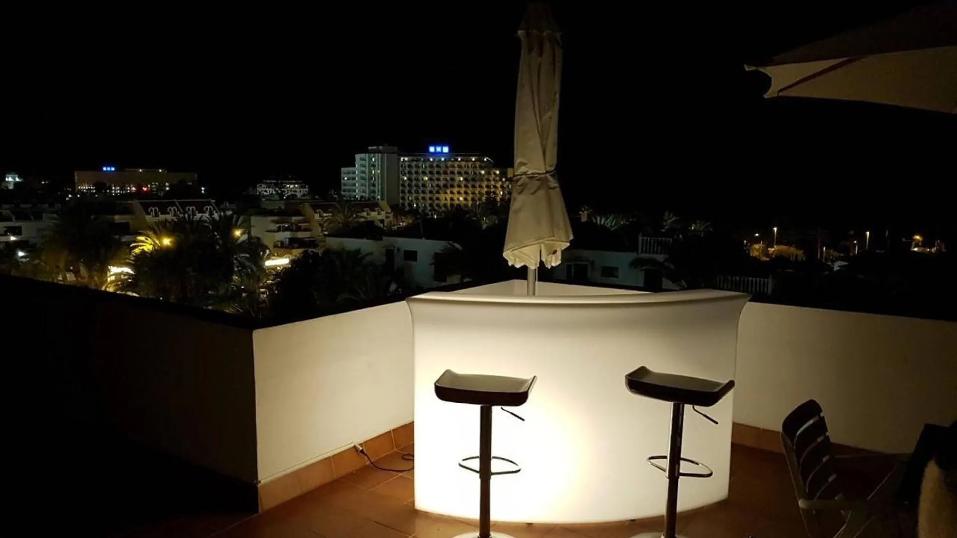 Spacious Apartment With Pool In Arona 190M² Air Conditioning  Arona (Tenerife)