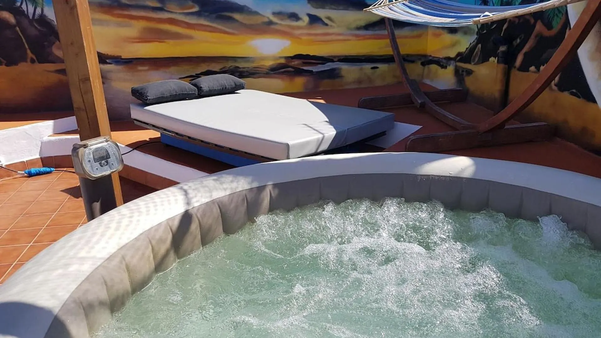 Spacious Apartment With Pool In Arona 190M² Air Conditioning