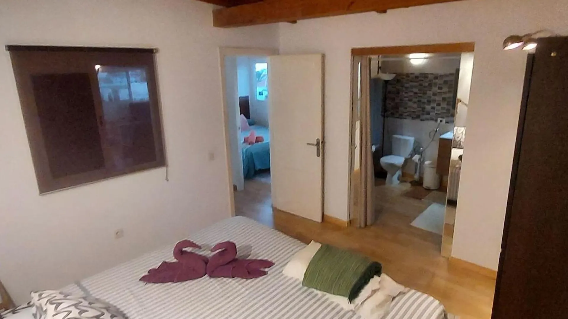 Spacious Apartment With Pool In Arona 190M² Air Conditioning Spain