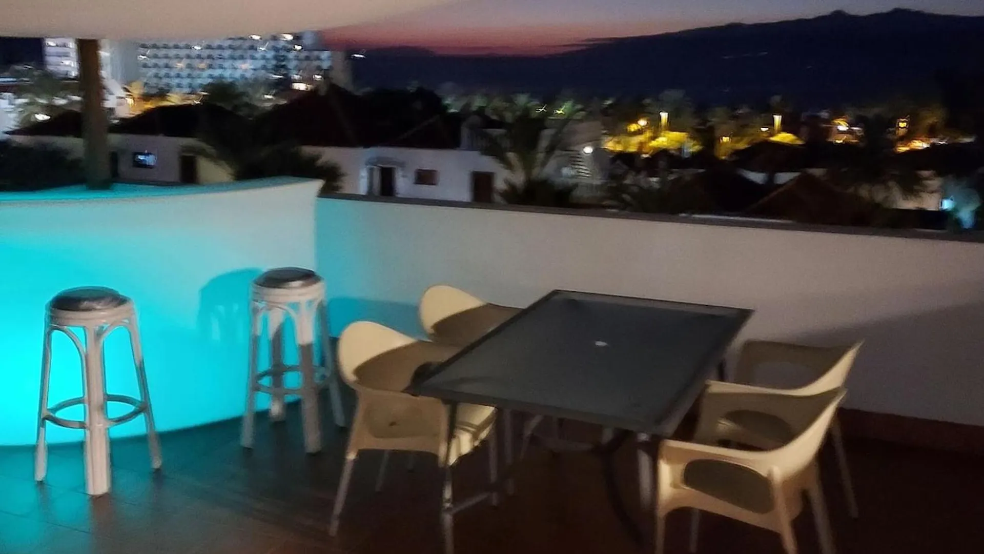 Spacious Apartment With Pool In Arona 190M² Air Conditioning Arona (Tenerife)