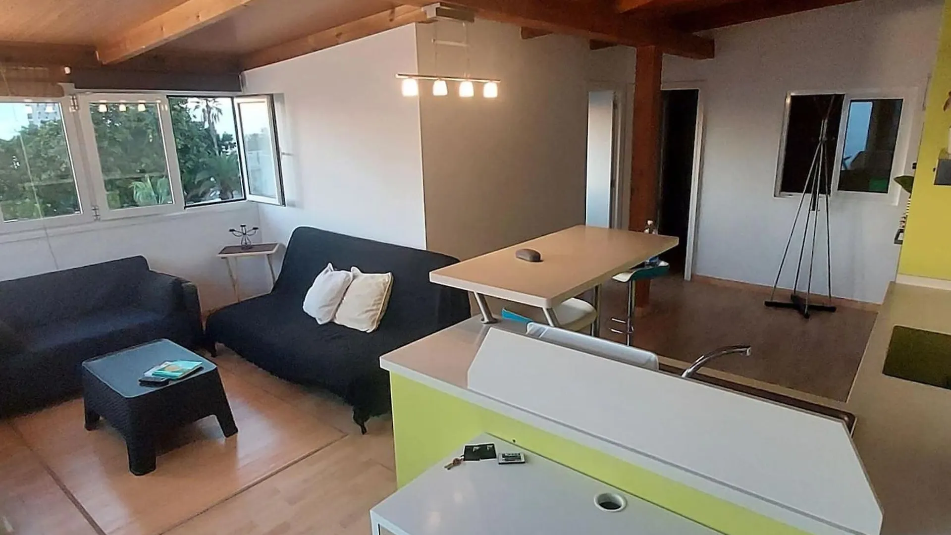 Spacious Apartment With Pool In Arona 190M² Air Conditioning Spain