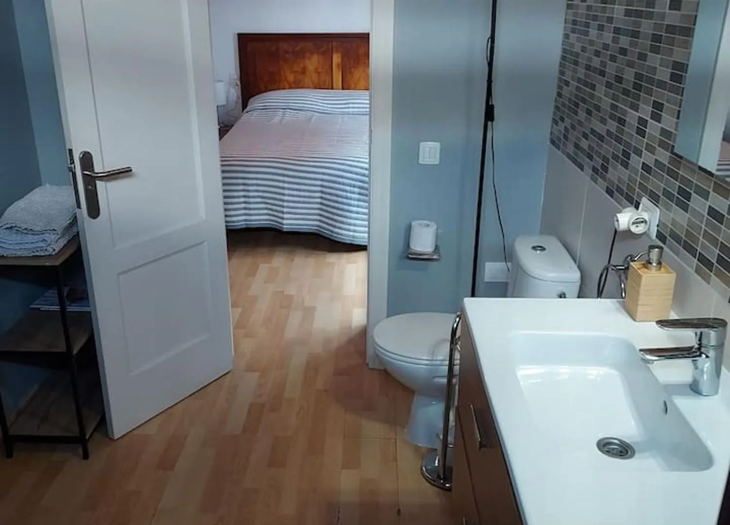 Spacious Apartment With Pool In Arona 190M² Air Conditioning Spain