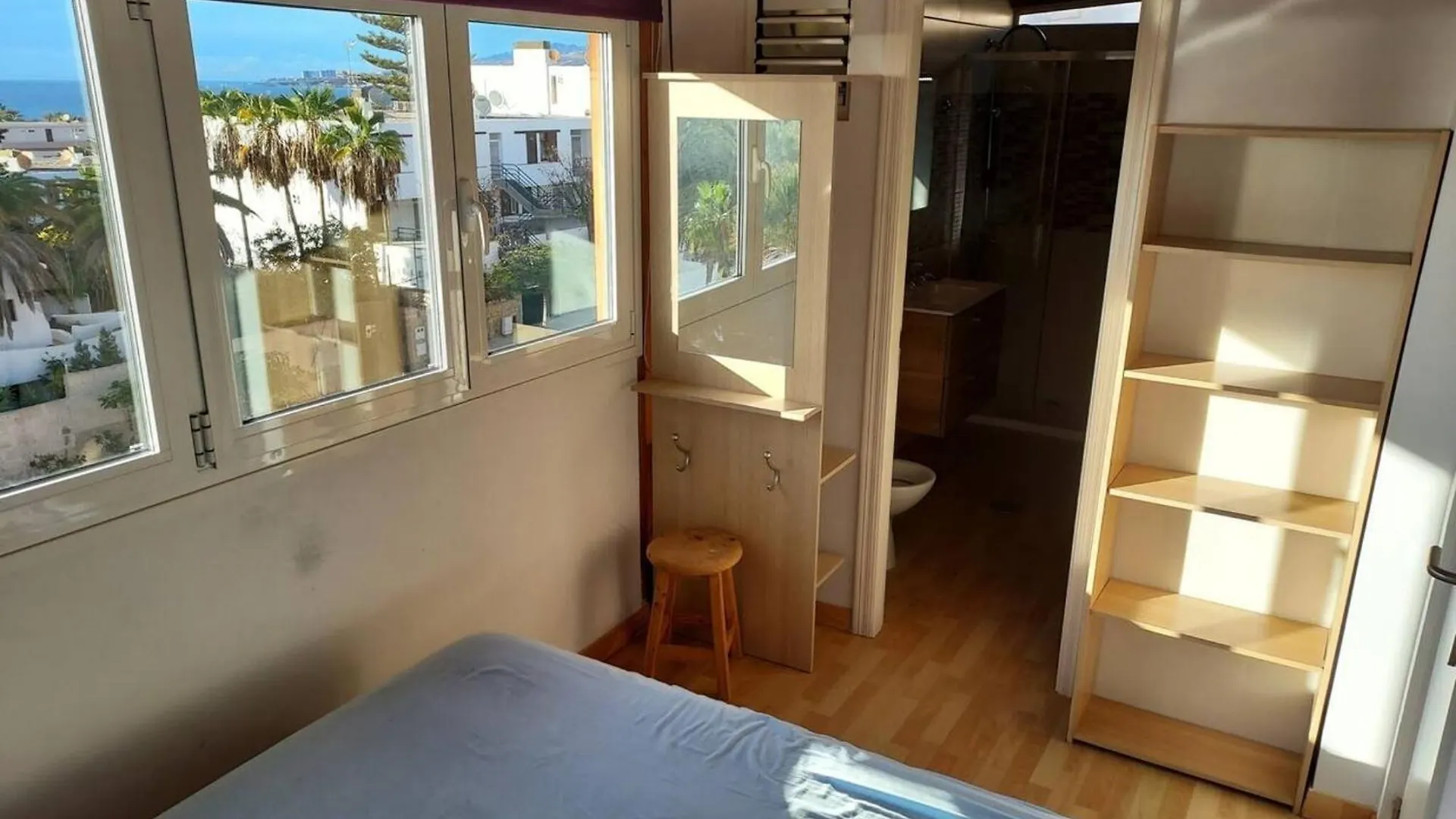 Spacious Apartment With Pool In Arona 190M² Air Conditioning 0*, Arona (Tenerife)