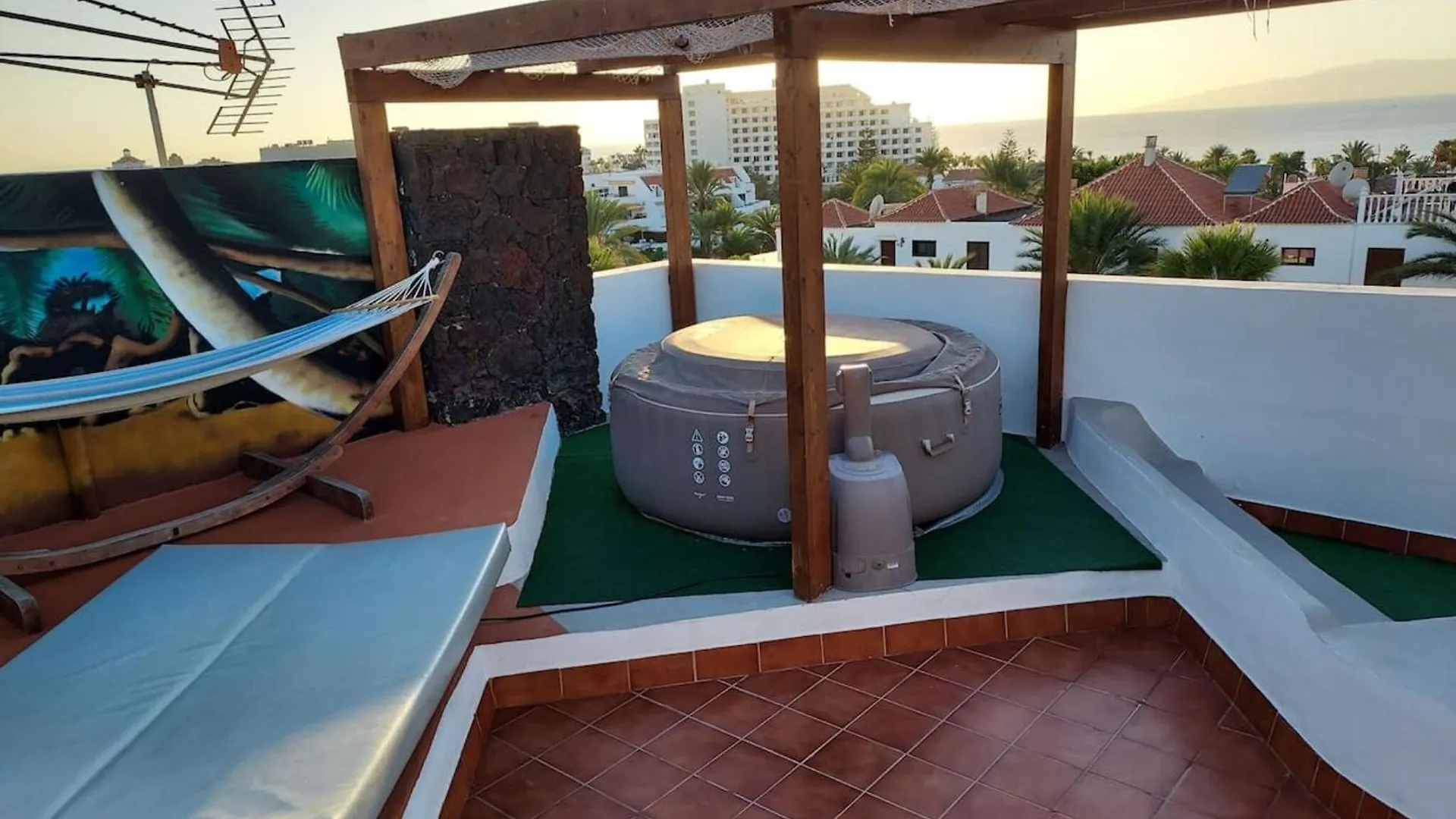 Spacious Apartment With Pool In Arona 190M² Air Conditioning 0*, Arona (Tenerife) Spain