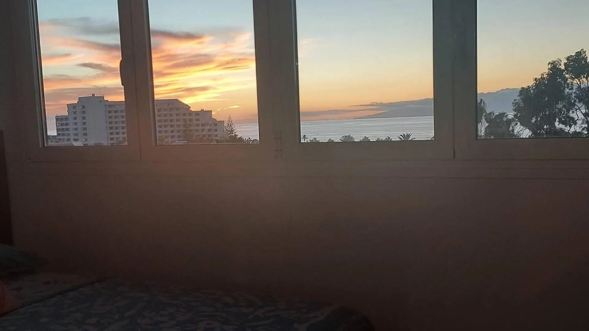 Spacious Apartment With Pool In Arona 190M² Air Conditioning